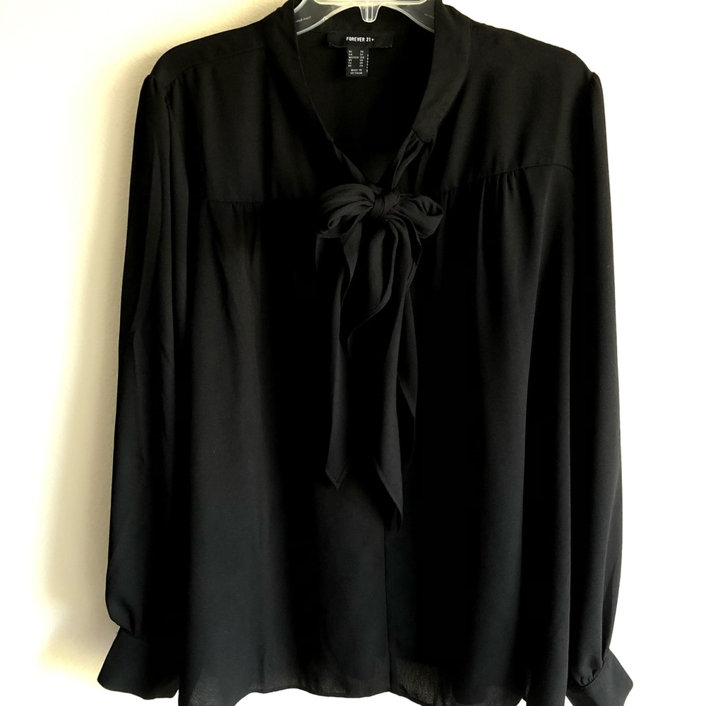 Black Flounce Top w/tie neckline